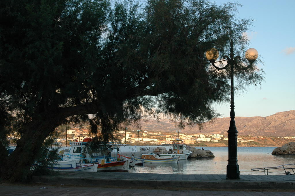 Τhe White Houses Makrýgialos Buitenkant foto